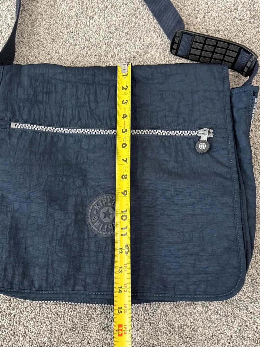 Kipling compact navy